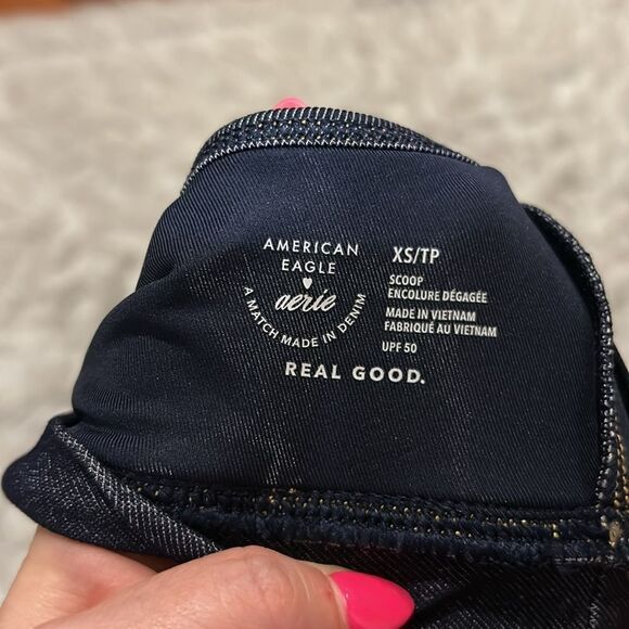 NWT aerie‎ scoop upf 50 denim colored swimsuit top size xs - Picture 2 of 4